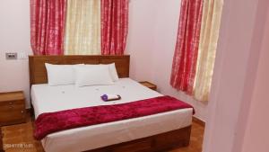 Voodi või voodid majutusasutuse Diamond Villas Wayanad Entire Villa booking toas