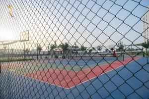 Attività di tennis o squash presso l'appartamento o nelle vicinanze