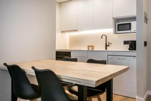 A kitchen or kitchenette at Teso dera Mina by Totiaran