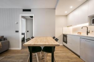 A kitchen or kitchenette at Teso dera Mina by Totiaran