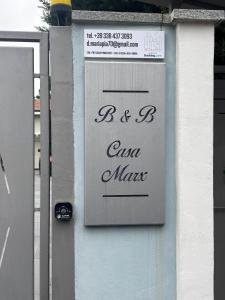 Certifikát, hodnocení, plakát nebo jiný dokument vystavený v ubytování Casa Marx