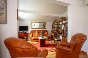 Posezení v ubytování Les chênes, maison confortable proche de Dax
