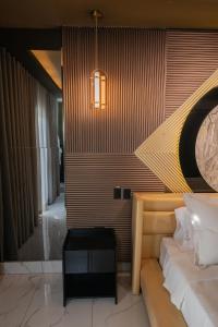 Postel nebo postele na pokoji v ubytování lovera hotel