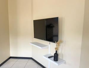 Et tv og/eller underholdning på Summerstrand holiday home