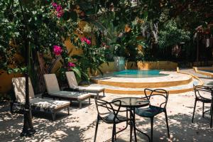 Κήπος έξω από το Encomendero Hotel -Centro Histórico-