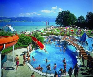 Gallery image of Gasthofladen Schneeweiss in Attersee am Attersee