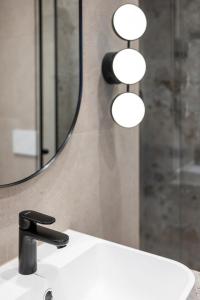 A bathroom at Das Landhaus