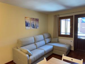 Posezení v ubytování Céntrico apartamento con vistas en Formigal - Entrada 24h sin llaves