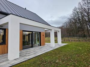 Budova, kde se vila nachází