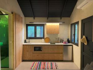 Η κουζίνα ή μικρή κουζίνα στο Casita Camino Viejo