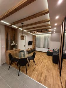 تلفاز و/أو أجهزة ترفيهية في Šumska staza Divčibare apartmani