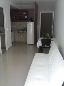 A cozinha ou cozinha compacta de VG Fun Residence