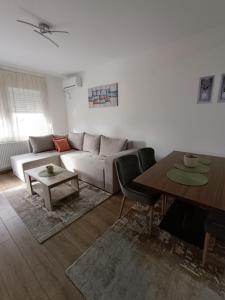 Posezení v ubytování Luksuzni Apartman Ema 2 + 1 fotografie