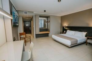 Postel nebo postele na pokoji v ubytování Best Western Ferrat