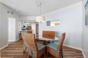 Η κουζίνα ή μικρή κουζίνα στο Bluewater 705