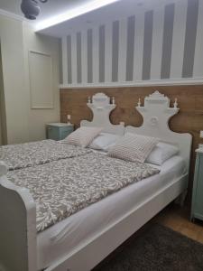 Posteľ alebo postele v izbe v ubytovaní Villa Lucia - Apartments&Rooms