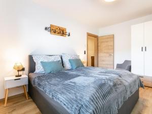 Giường trong phòng chung tại Steiner