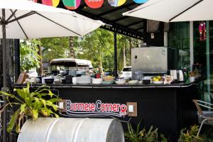 Fotografie z fotogalerie ubytování Burmese Corner v destinaci Khao Lak
