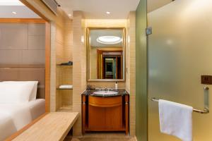 Koupelna v ubytování 上海戴斯温德姆酒店 Shanghai Days Wyndham Hotel + 37 fotografií
