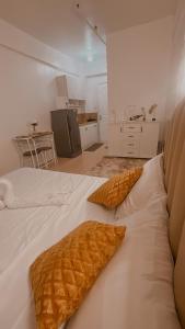 Η κουζίνα ή μικρή κουζίνα στο Angel's Haven Staycation