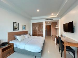 TV a/nebo společenská místnost v ubytování Clear House Resort - SHA Extra Plus