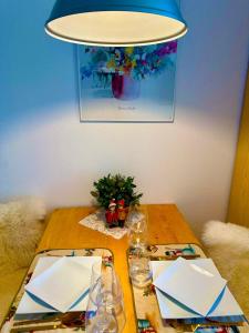 Fotografie z fotogalerie ubytování Davos Mountain View Studio 200 m Skilift Parsenn v destinaci Davos