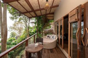 Balkón nebo terasa v ubytování Tolani Resort Koh Kood