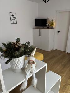 A television and/or entertainment centre at Apartmány Runi
