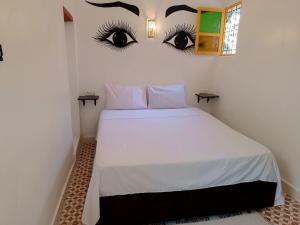 Postel nebo postele na pokoji v ubytování Riad Safir Fes Deluxe