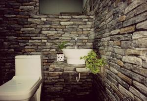 Ένα μπάνιο στο Inside Weligama +61 φωτογραφίες