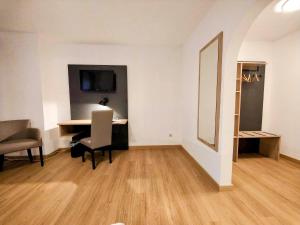 Posezení v ubytování A8 Hotel im Darchinger Hof Bed & Breakfast - Zwischen Holzkirchen und Weyarn - Zwischen München Salzburg und Innsbruck - Kurz vor dem Irschenberg