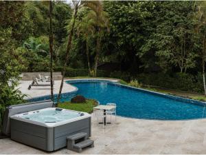Bazén v ubytování Royal Palm Galapagos, Curio Collection Hotel by Hilton nebo v jeho okolí
