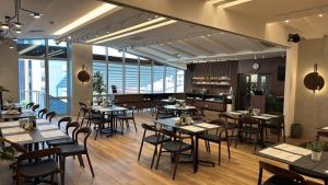 Nhà hàng/khu ăn uống khác tại Queen's Hotel - Zebra Centre