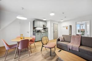 Köök või kööginurk majutusasutuses Limehome Karlsruhe Sophienstr +37 fotot
