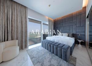 Fotografie z fotogalerie ubytování Luxurious 2BR at 1 JBR with Sea View v Dubaji