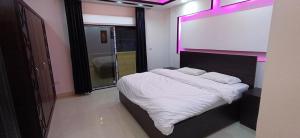 Imagine din galeria proprietății Laperla luxury family apartment 4 în Amman