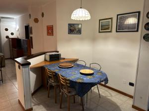 Kuchyň nebo kuchyňský kout v ubytování Accogliente Stanza Privata con Bagno Privato - Daniele's House