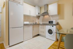 Кухня или мини-кухня в Casco Antiguo Moderno Luminoso
