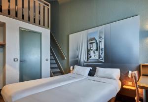 Postel nebo postele na pokoji v ubytování B&B HOTEL CAEN Sud + 37 fotografií