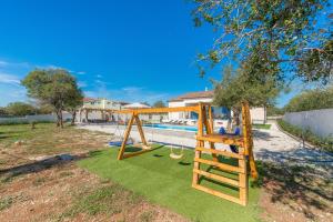 Herní místnost nebo prostor pro děti v ubytování Villa Tara ZadarVillas