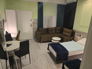 Posedenie v ubytovaní Eldom-Noclegi Rogozińska 29E