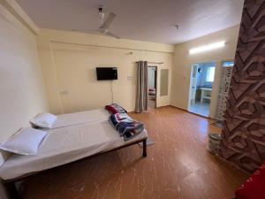 Μια τηλεόραση ή/και κέντρο ψυχαγωγίας στο Sarve Shree homestay