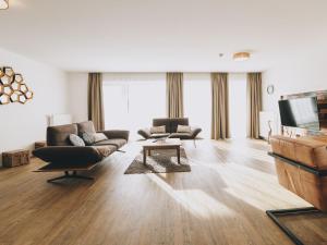 Μια τηλεόραση ή/και κέντρο ψυχαγωγίας στο Apartments Goldbergblick by we rent