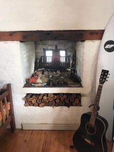 Galeriebild der Unterkunft Awesome room in surf house in Hermanus + 28 Fotos