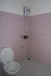 Koupelna v ubytování Chanaporn Place