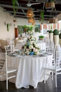 A restaurant or other place to eat at Hotel I Gigli