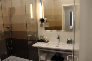 Un baño de Zepter Hotel Belgrade, member of Zepter Hotels
