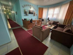 Χώρος καθιστικού στο ALEM Hotel