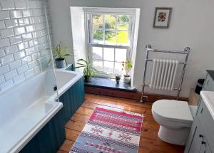 Koupelna v ubytování Kernyk + 32 fotografií