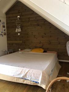 Postel nebo postele na pokoji v ubytování Kaz KREOL + 5 fotografií